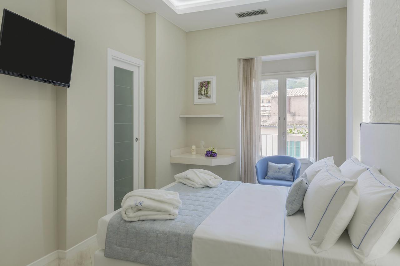 Townhouse Tropea Bed & Breakfast Ngoại thất bức ảnh